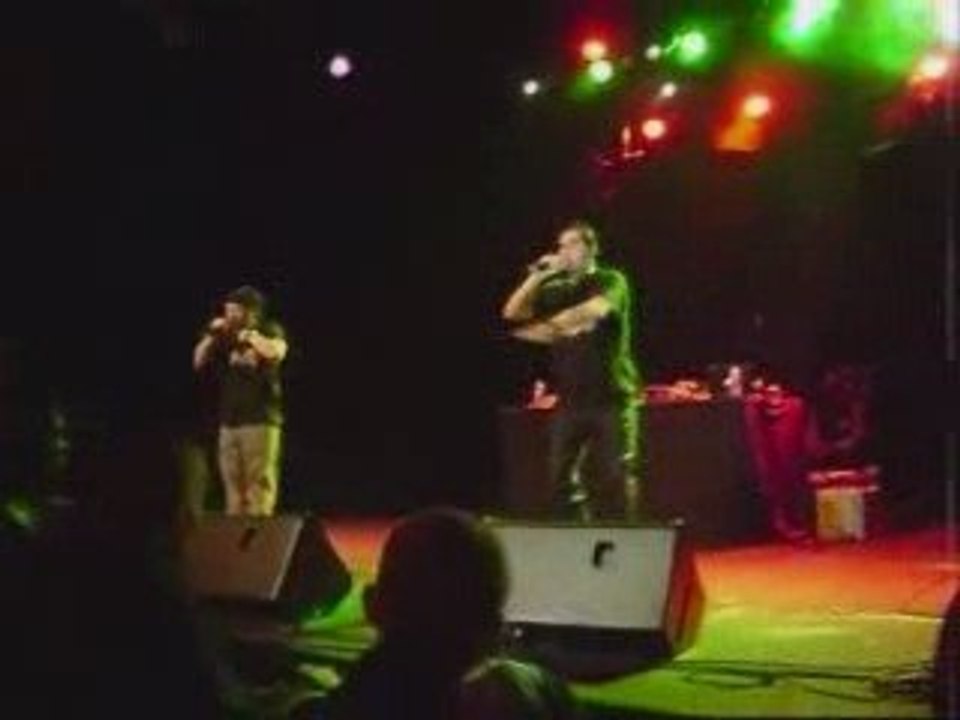 LaTiR OnE & ChüüK- Ko debout (live)