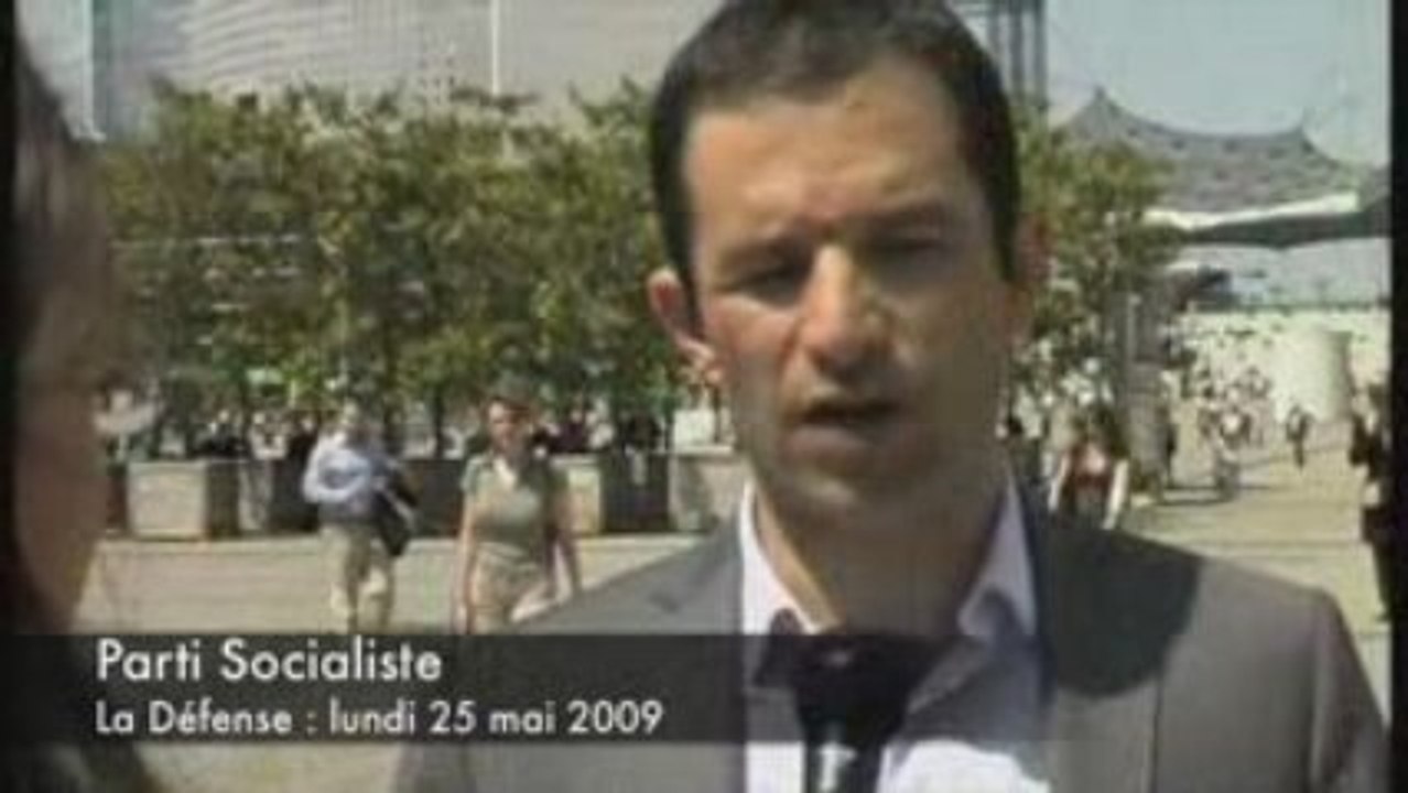 Interview de Benoît Hamon à la Défense le 25 mai 2009