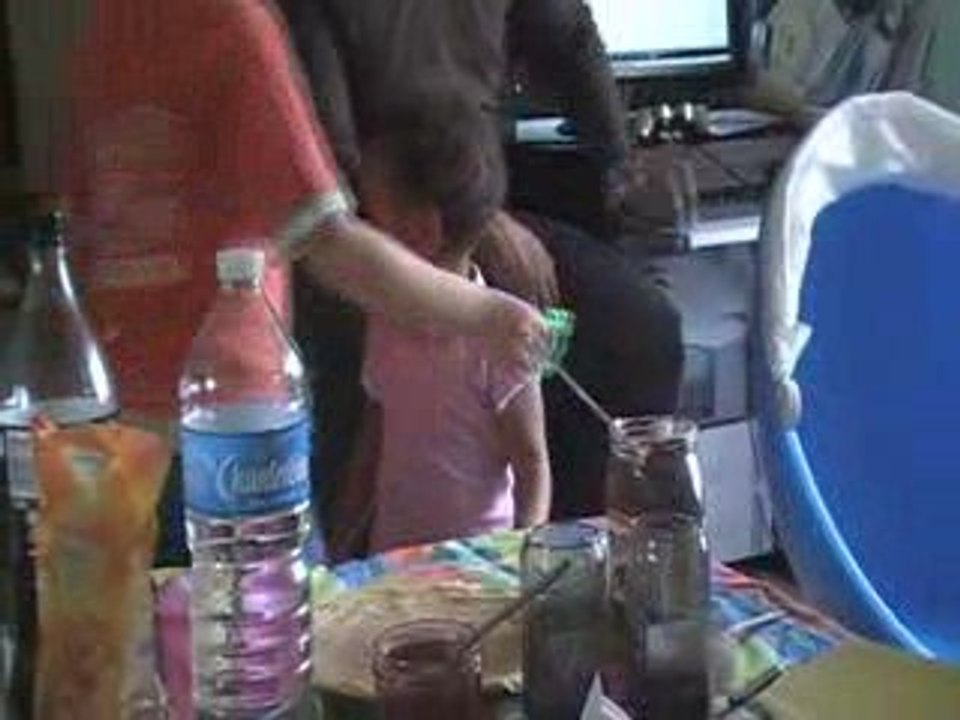CC et Mira6: les enfants dansent