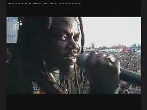 Luciano [live] he's my friend Chiemsee Reggae Summer(2002)1