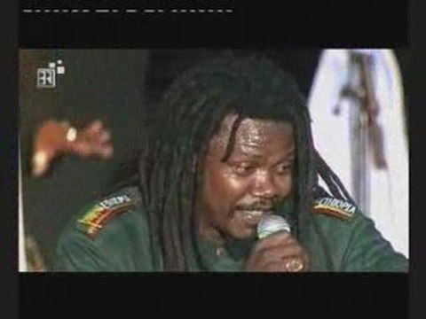 Luciano [live] Chiemsee Reggae Summer Festival (2002)2