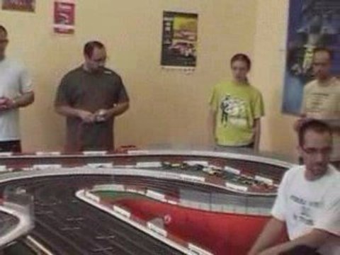 Circuits de slot racing- Les 6 Heures de Pont de Vaux