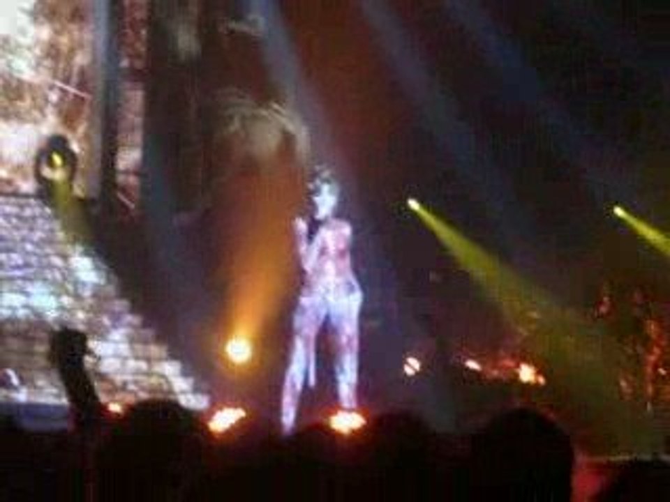 Mylene Farmer Paradis Inanimé Live Zenith Nantes le 24 mai