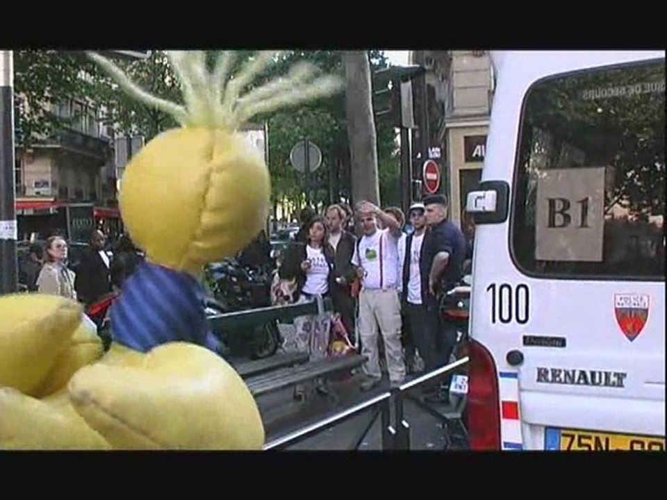 2-Sauvons les riches Fete des voisins