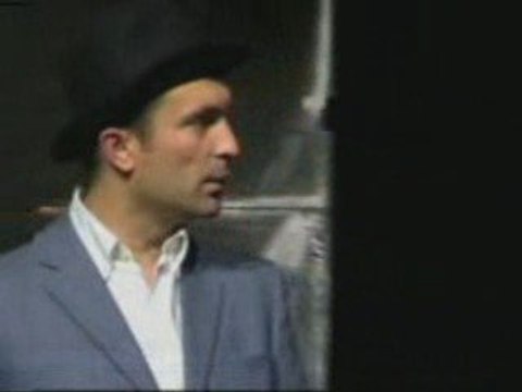 Kabaret Hrabi - Chicken run