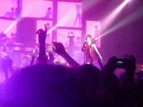 Mylene Farmer Appelle mon numéro Live Zenith Nantes 24 mai