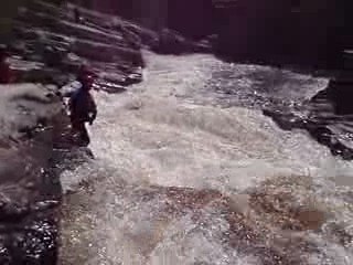 p'tit louis sur le V de l'ORCHY en écosse