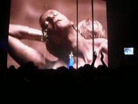 Mylene Farmer Point de suture Live Zenith Nantes 24 mai 09