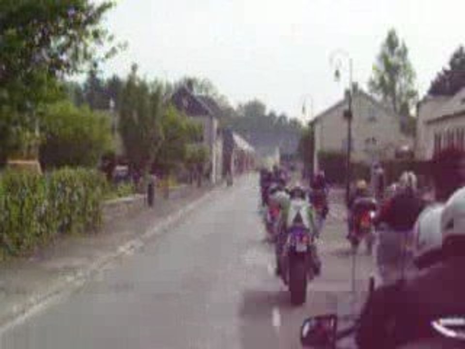 Rassemblement moto, ballade en moto a vermand 02 en mai 2009