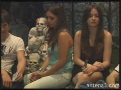Los alumnos de El Internado en El circo de los horrores