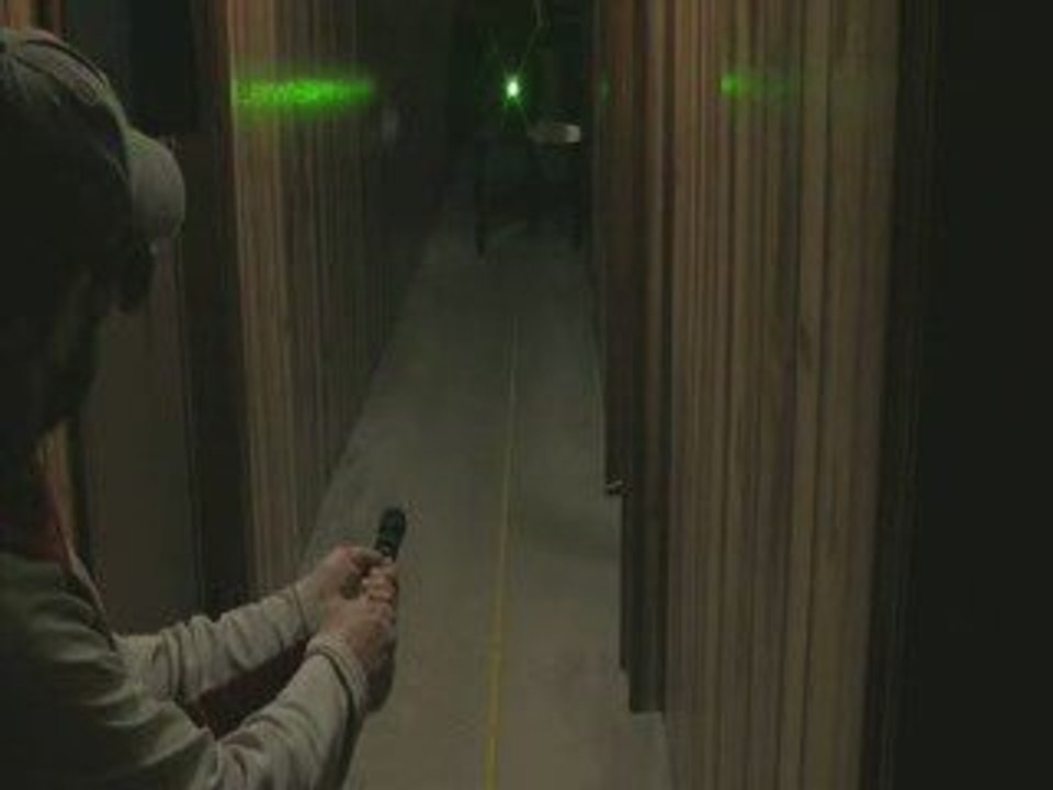 15 Feet Balloon Pop - Viper 75mW Green Laser & Beam Expander