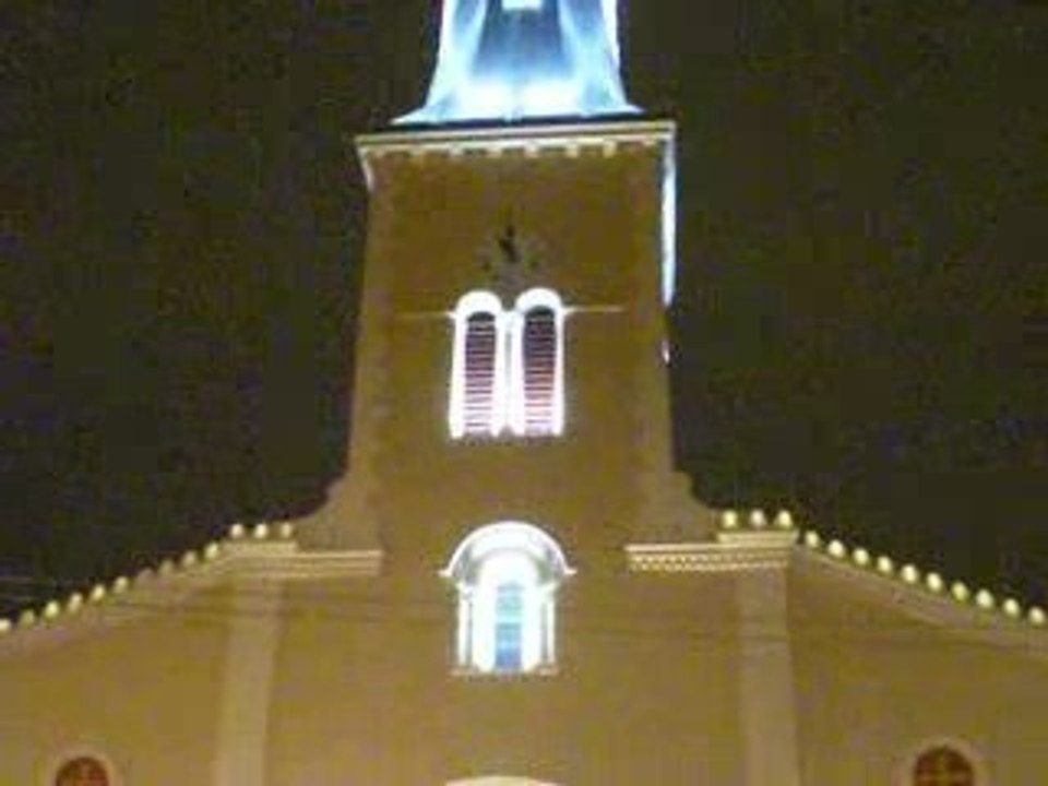 Villeurbanne: Eglise place Grand Clément