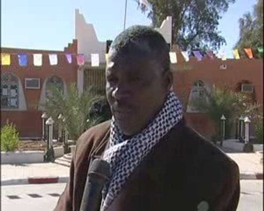 il est vraiment génial ce mec , le  Maire de Taghit