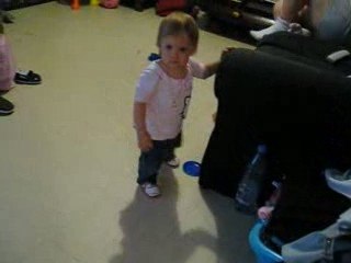 alycia marche ..... quand elle veut bien ;)