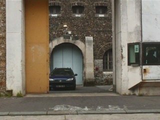 Coupat: la sortie invisible