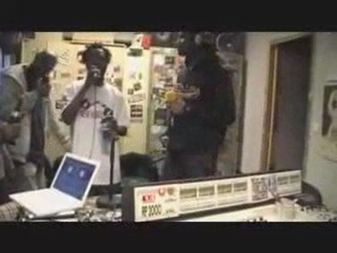 Komo Sarcani, Agent U-U, Kizito, F.M sur Radio Graf'Hit