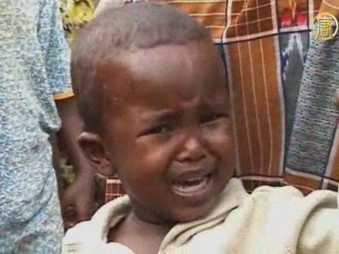 Тысячи сомалийцев в спешке покидают Могадишу