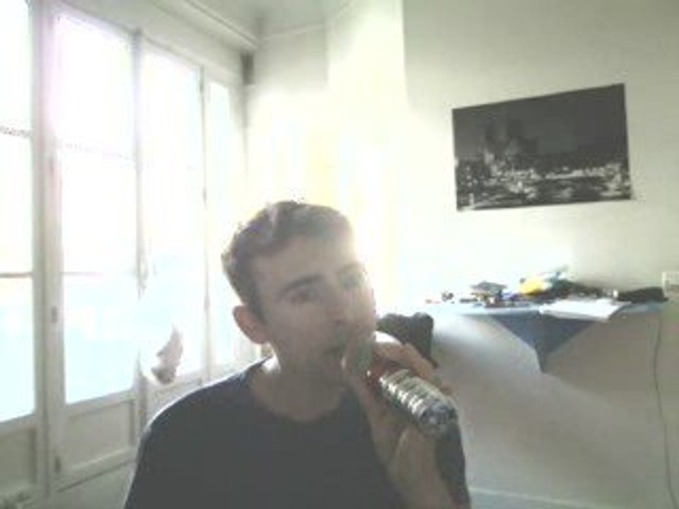 Wiwi égratigne "Divine"