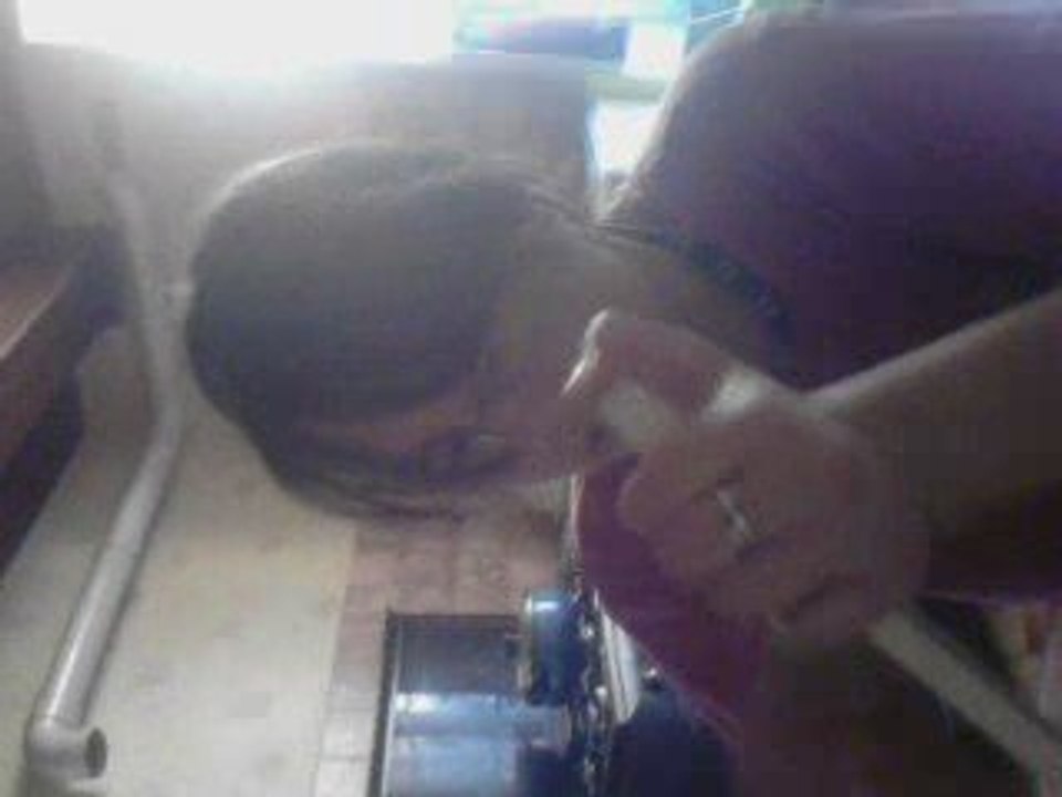 Marion vs Concombre(avc commentaire de Cécile!)