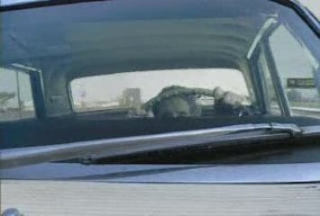 Crash d'un avion de ligne sur autoroute