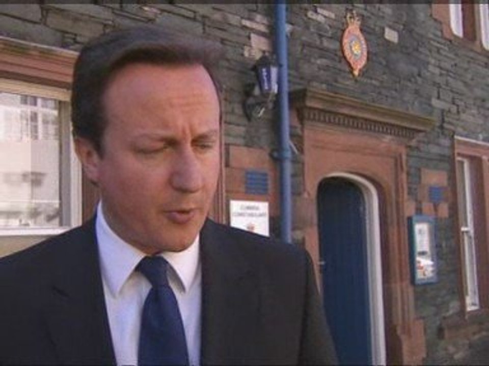 Morley quits over MP expenses