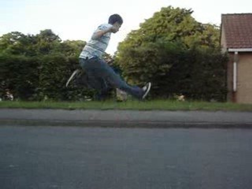 Martini-Jumper Sidejump ft Dii'zaiie