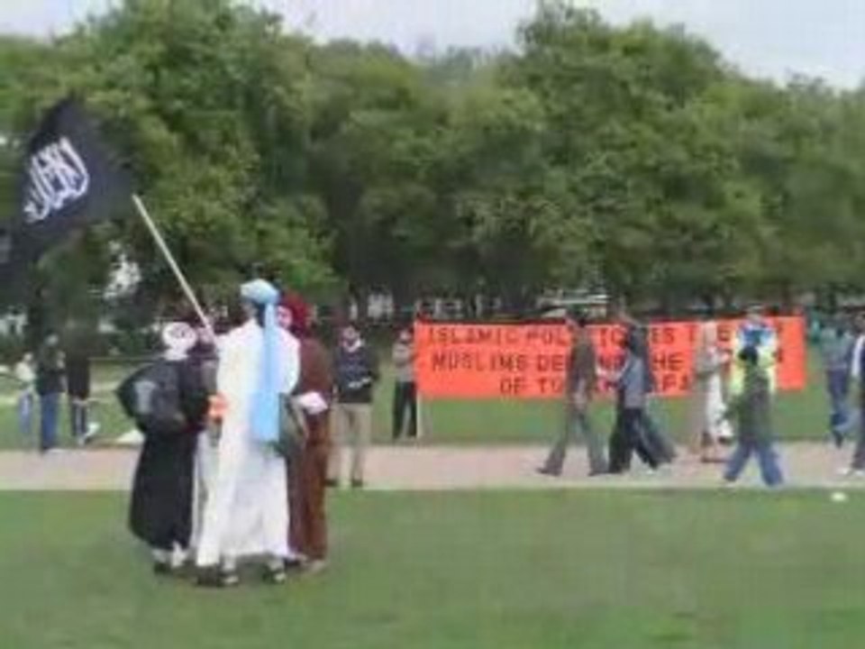Islam politics