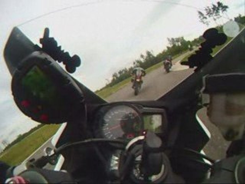 Depassement chenevieres 21 mai 09