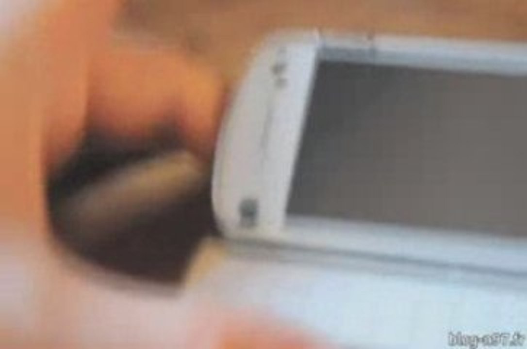 Test du Nokia N97 : tour du téléphone / form factor