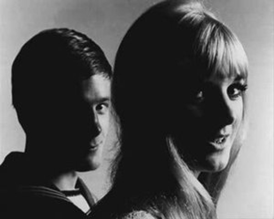 The Smugglers - Anneke Wills Interview (2)