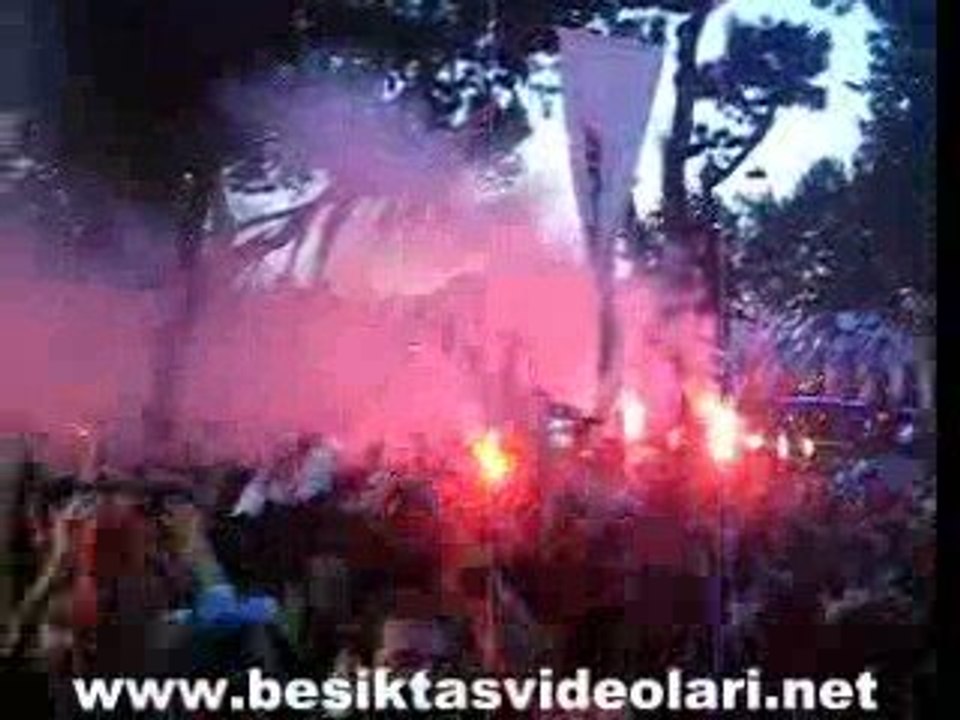 Denizli Maçı İlk Gol Sonrası Sevinç - besiktasvideolari.net