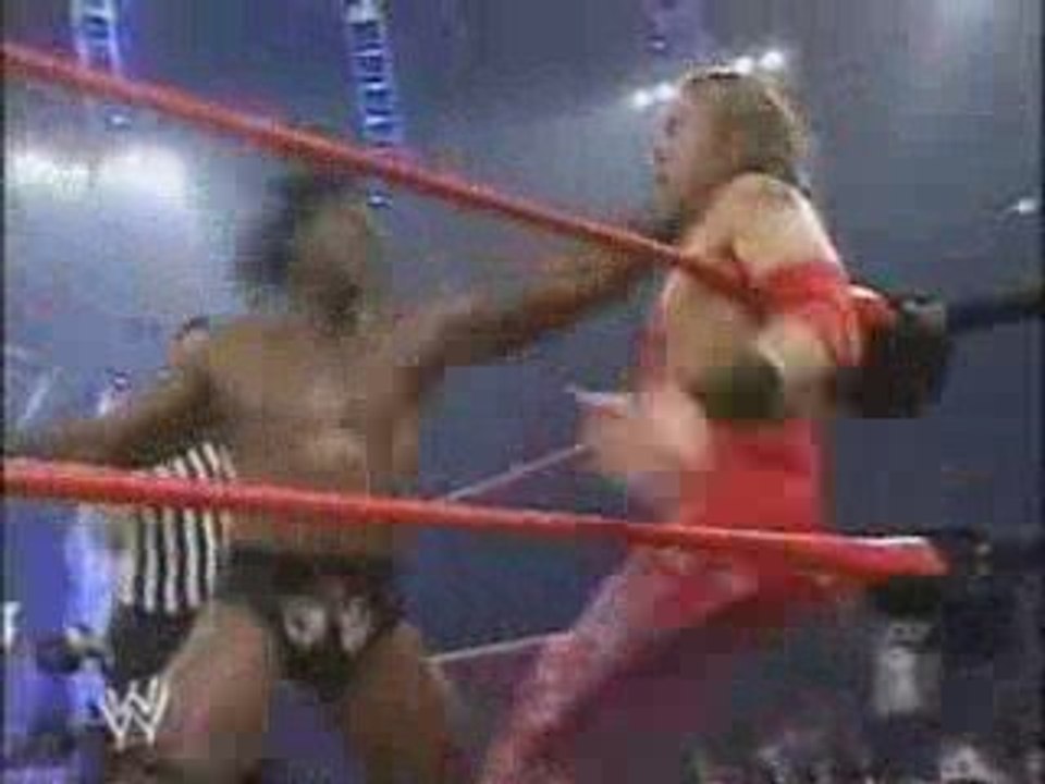 Raw 21.10.2002 p. 4