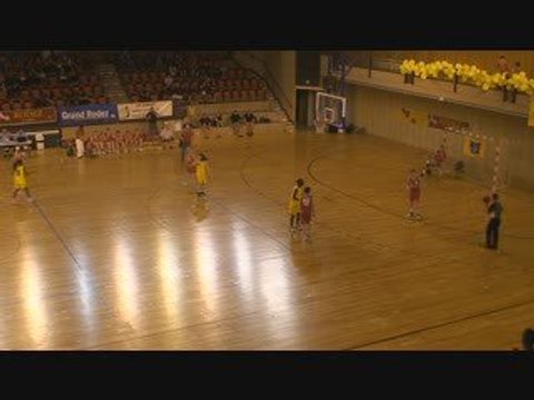 BASKET Finale Benjamines Champ. de France -dernier panier