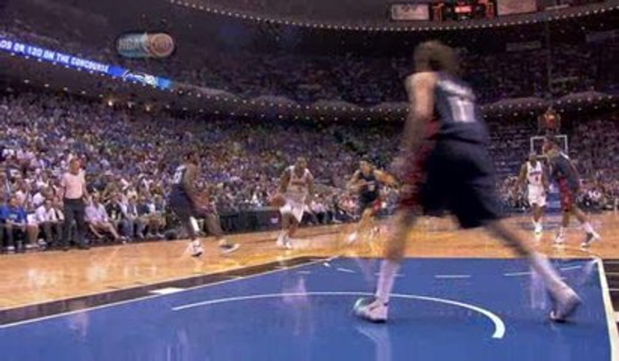 Rashard Lewis has 14 points so far including this nice drive