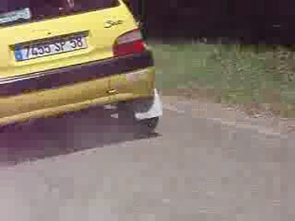 rallye de macon 2009Guillerot saxo t4