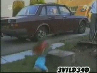 İşte Kahkaha Tufanına Yol Açan Videolar...