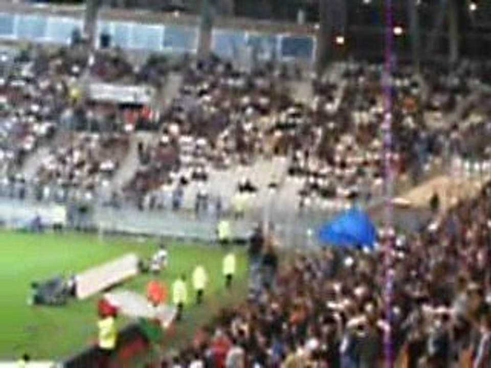 Rk au stade des alpes avec la musique ding dong