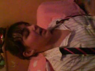 Mel qui fait la chèvre, le chien et la truie devan la wii xD