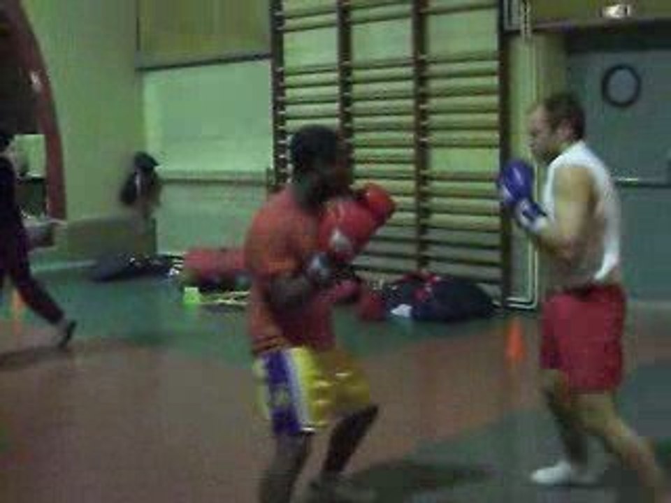 Atelier de boxe au 30 10 2008 de Corum Saint Jean