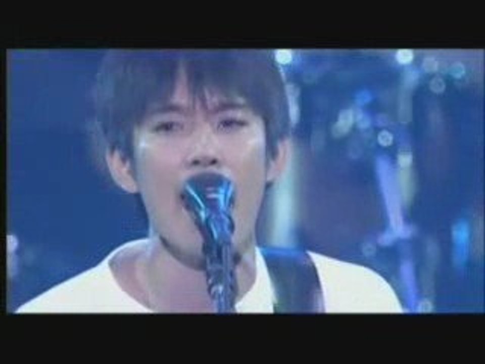 放浪カモメはどこまでも / スピッツ [LIVE]