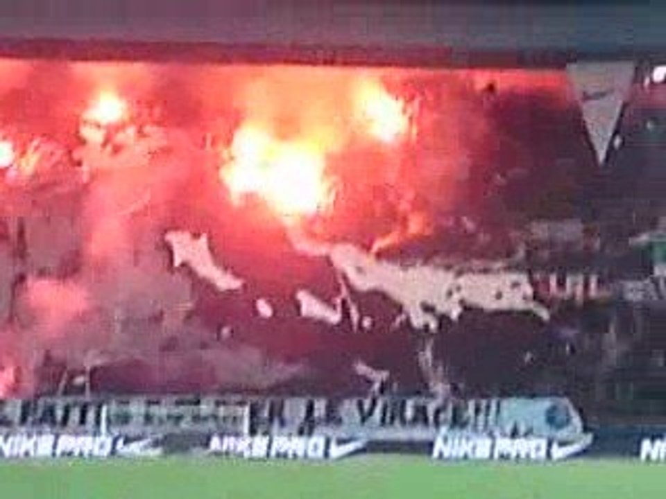 psg-saint étienne tifos déployé + ambiance kop of boulogne
