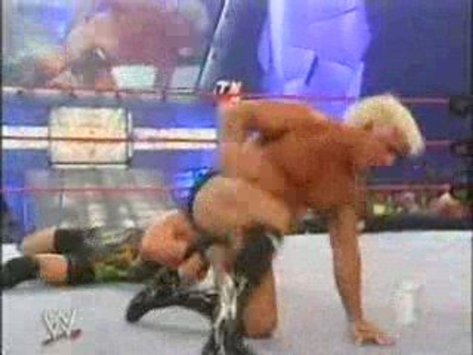 Raw 21.10.2002 p. 7