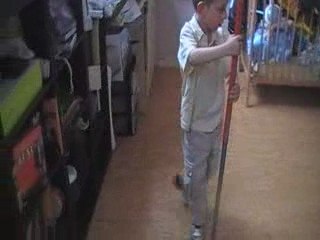 Matt fait le ménage