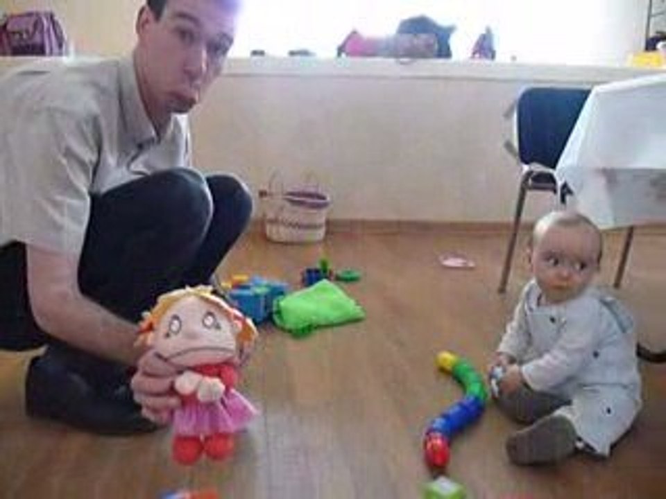 Guillaume joue avec Joseph