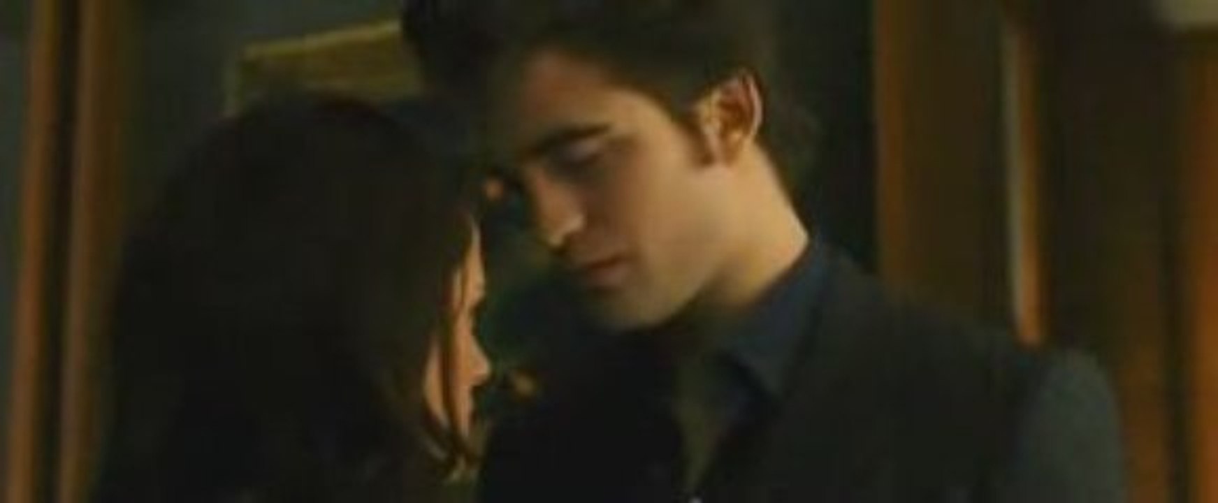 New Moon Official Movie Trailer HQ