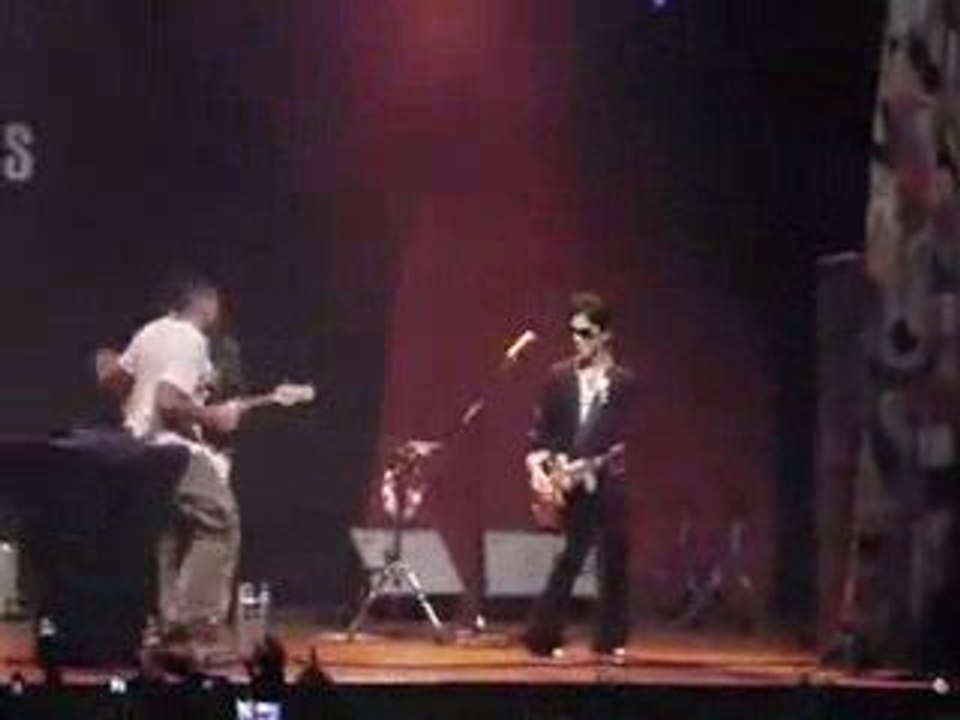 Q-Tip Performance ft.Prince