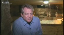 Gordon Robertson Visits Lazarus's Tomb - CBN.com