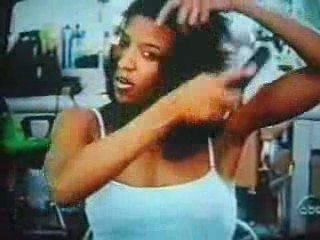 Renee Goldsberry reveals her hair secret trick!!!