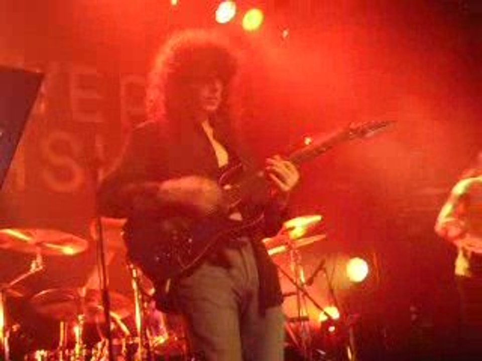 PATRICK RONDAT "Backhand" au Nouveau Casino le 31.05.2009