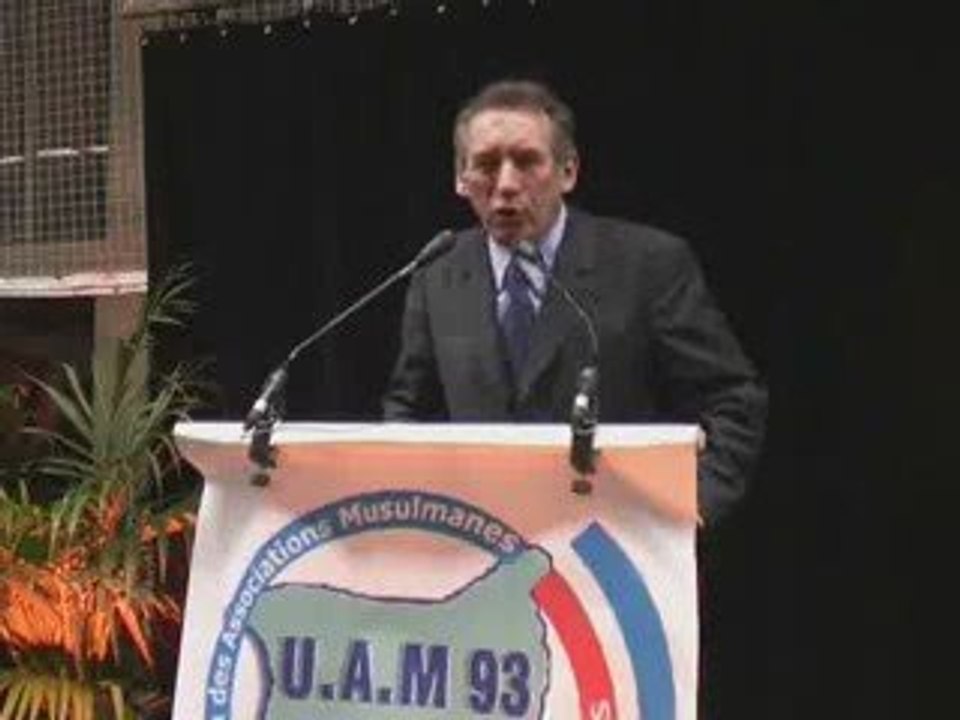 François BAYROU lors d'un dîner de l'uam93